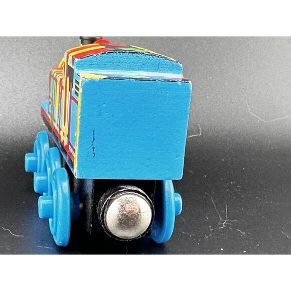 Paint Splattered Thomas The Train Wooden Railway Vtg 2003 Learning Curve Engine - Picture 9 of 14